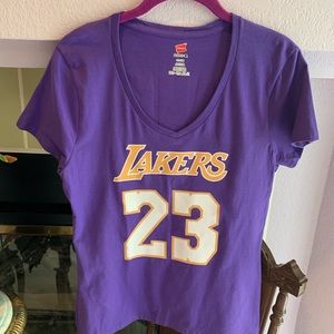 💜💜 LAKERS T-Shirt ( S/P/CH) # 23 JAMES 💜💜